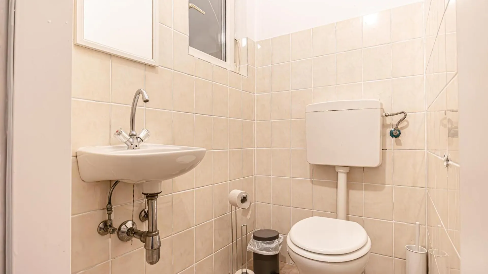 Metropolitan Charm Stylish 2Br & 1Lr Apt In Vienna'S Core Apartment Vienna