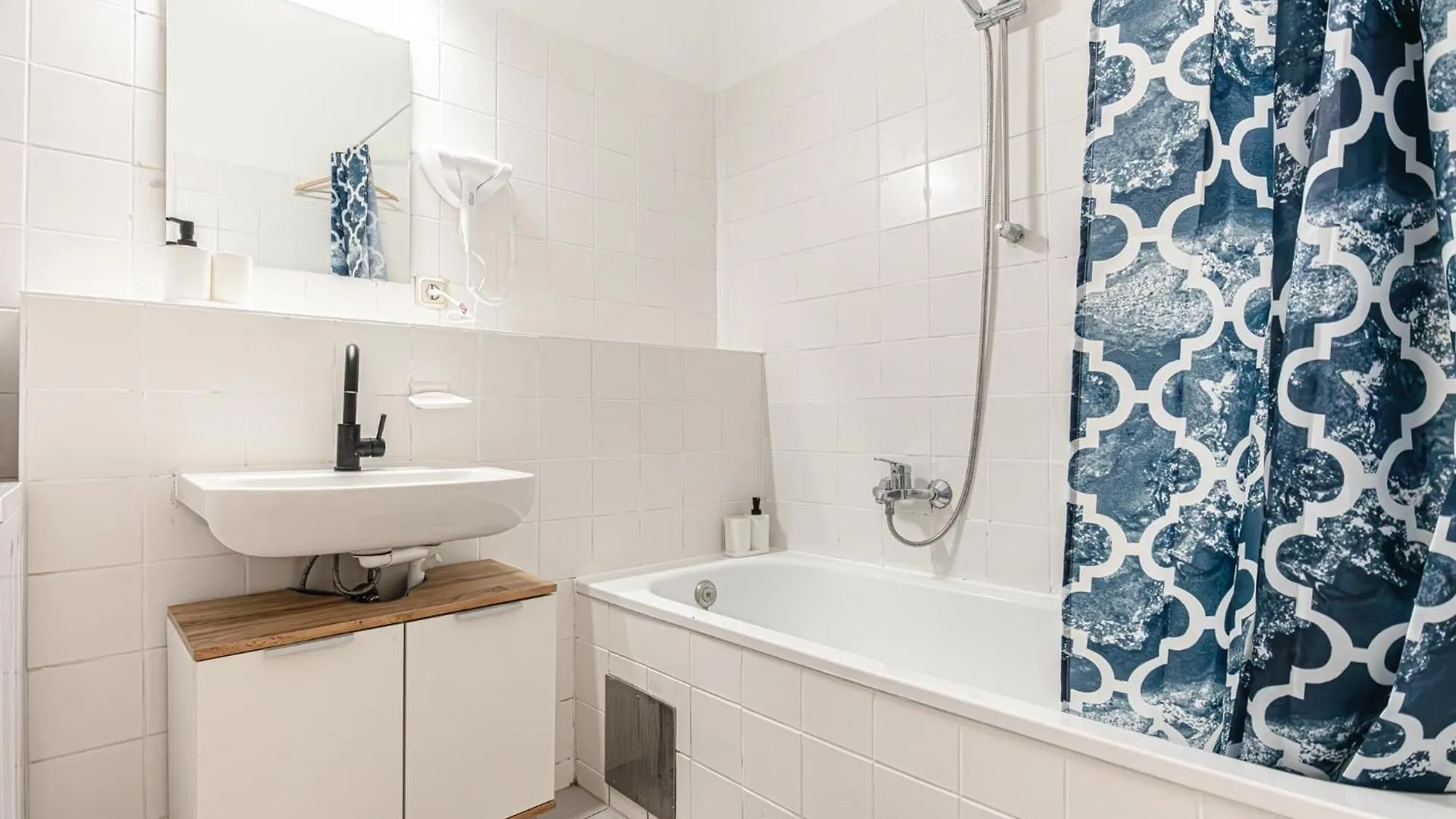 Metropolitan Charm Stylish 2Br & 1Lr Apt In Vienna'S Core 0*, Vienna Austria