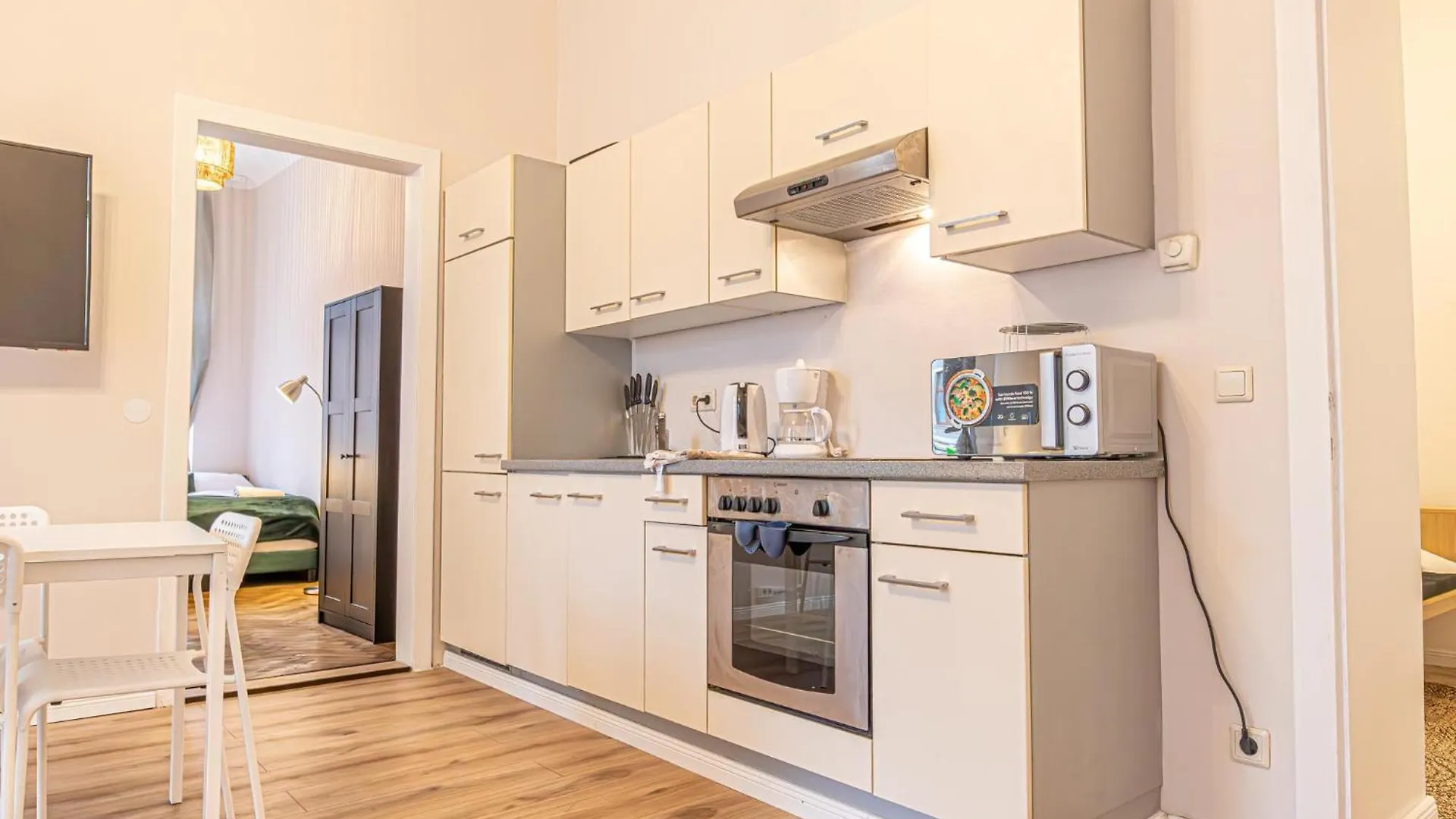 Metropolitan Charm Stylish 2Br & 1Lr Apt In Vienna'S Core Vienna
